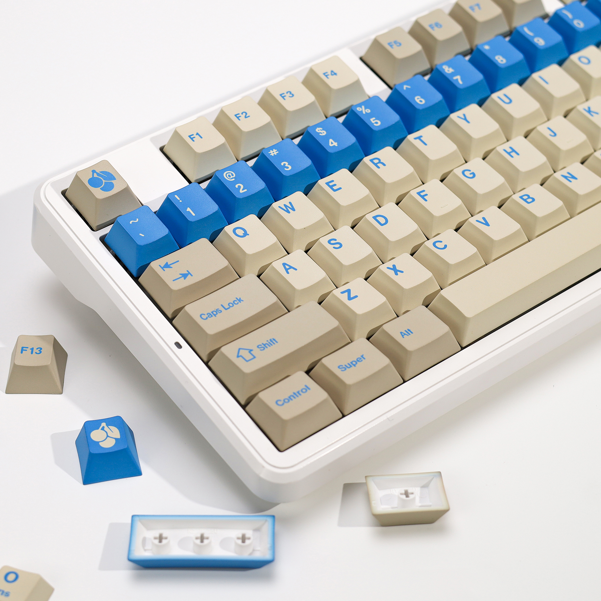 KBDiy Clone Retro GMK Blue Ale - đánh giá và giá Gaming Keyboard Number Pad