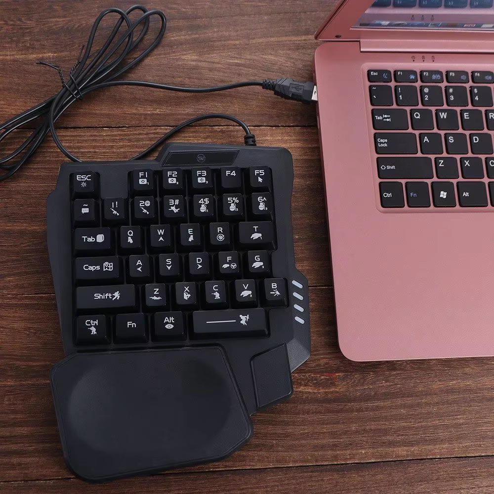 Single Hand RGB Gaming Keyboar - đánh giá và giá Gaming Keyboard Half