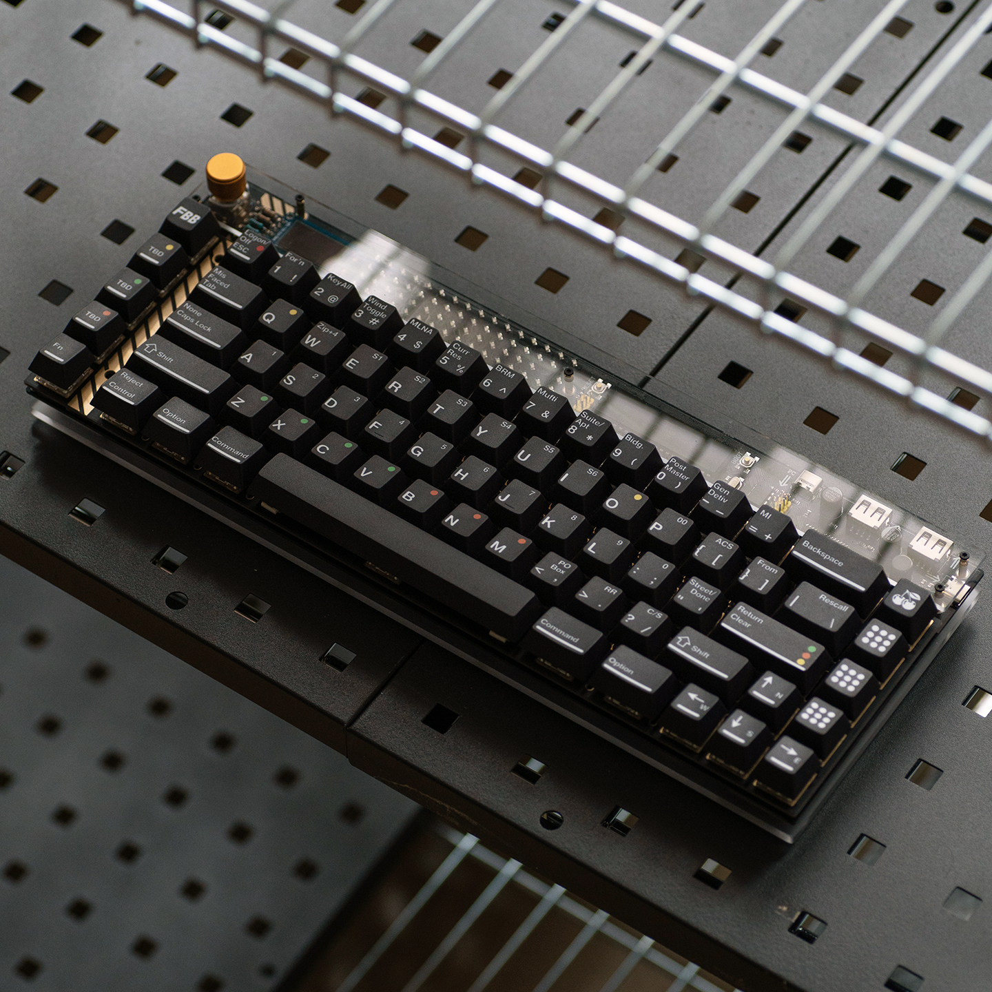 FBB Keycaps SBK Ultra Black PB - đánh giá và giá Gaming Keyboard Magnetic Switches